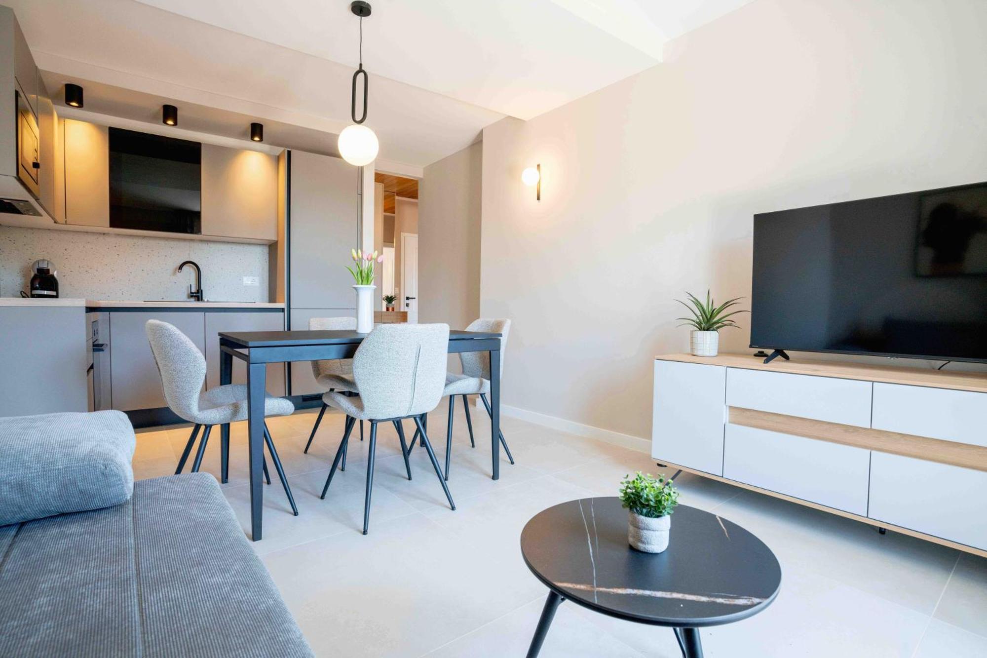 Sea View Apartment Gin Брела Экстерьер фото