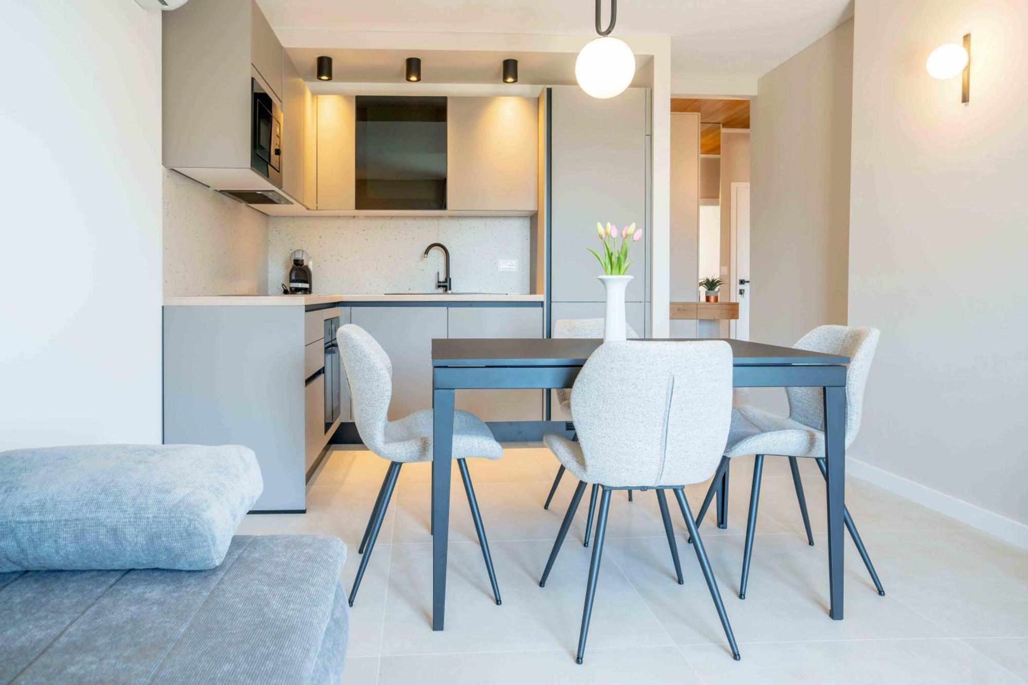 Sea View Apartment Gin Брела Экстерьер фото