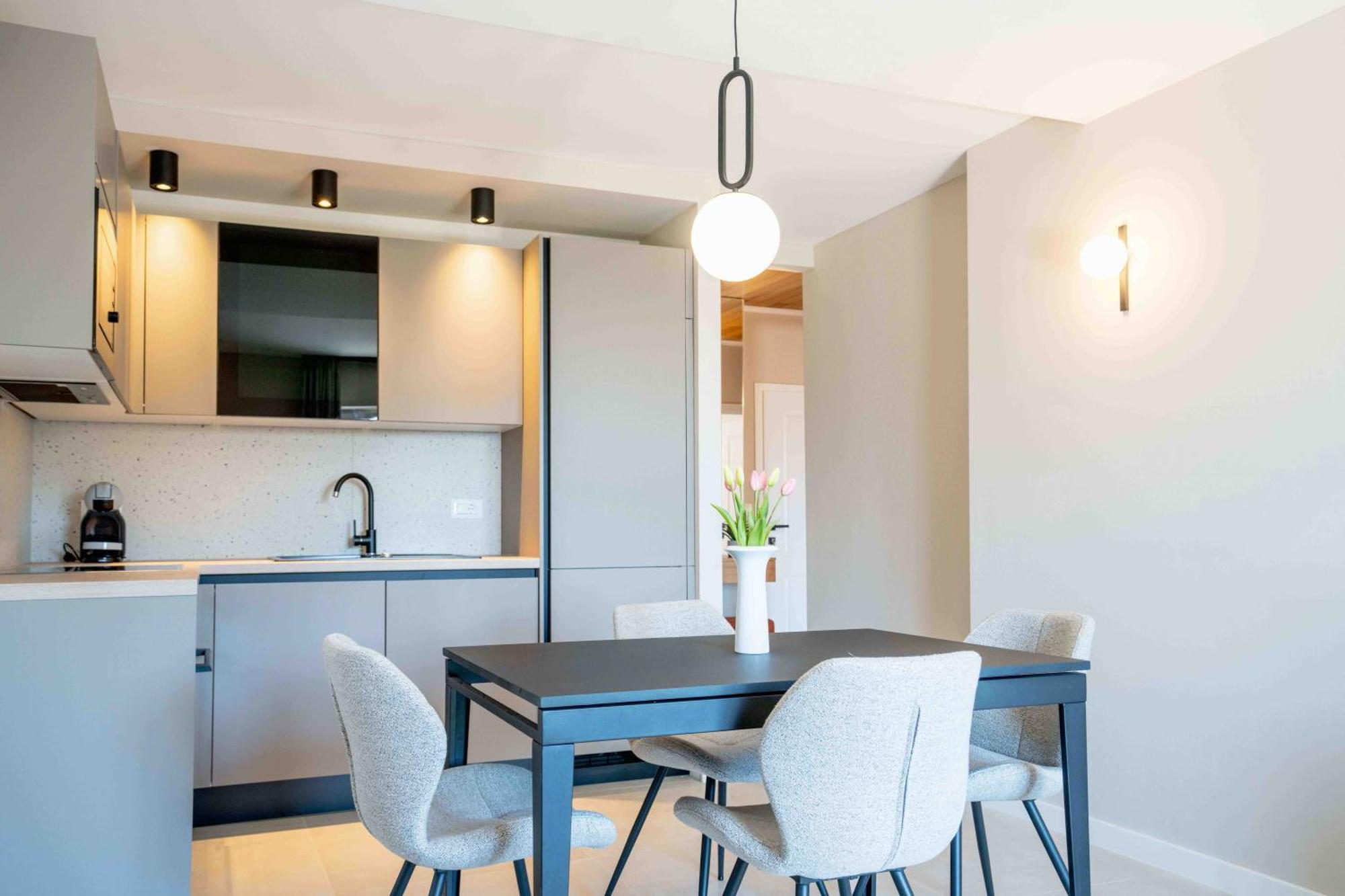 Sea View Apartment Gin Брела Экстерьер фото
