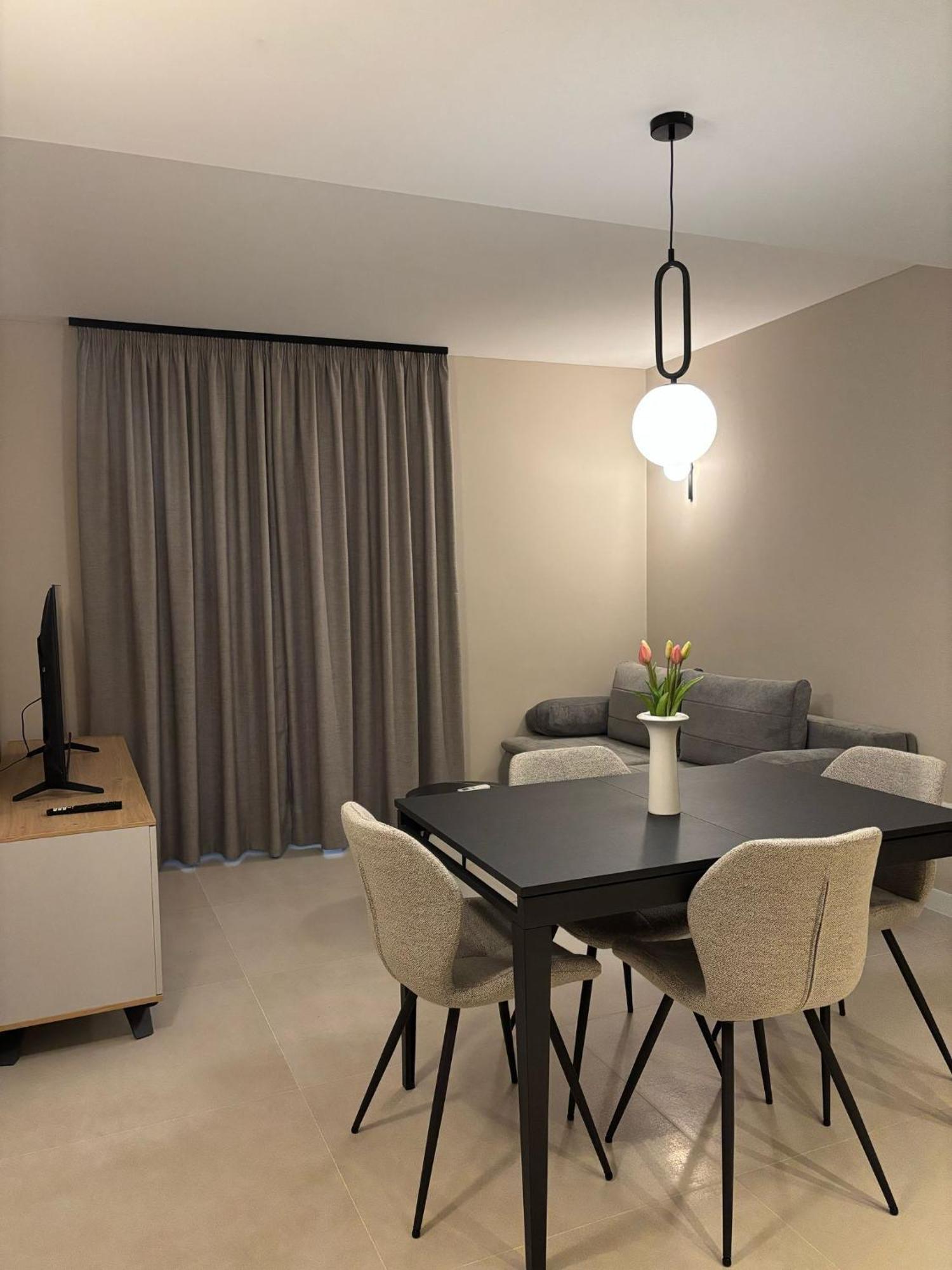 Sea View Apartment Gin Брела Экстерьер фото