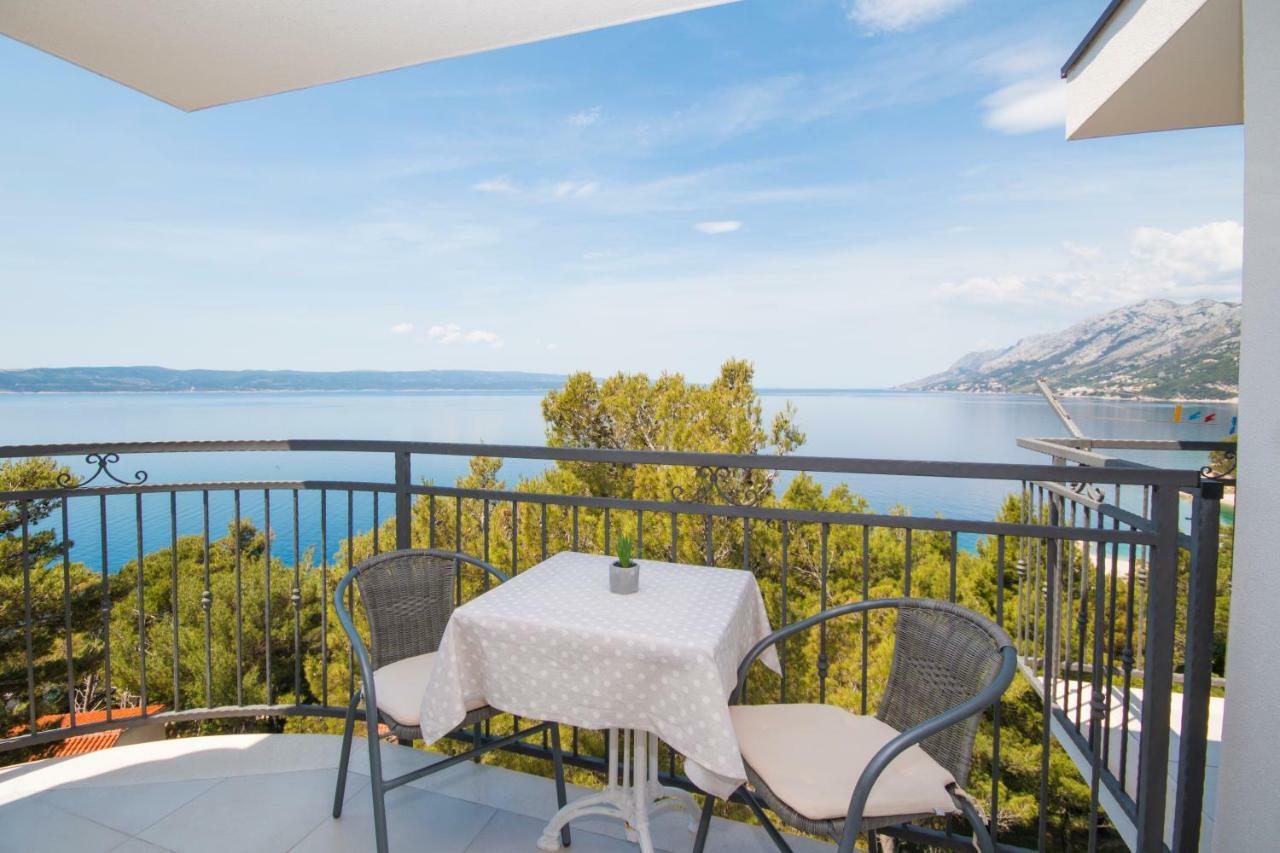 Sea View Apartment Gin Брела Экстерьер фото